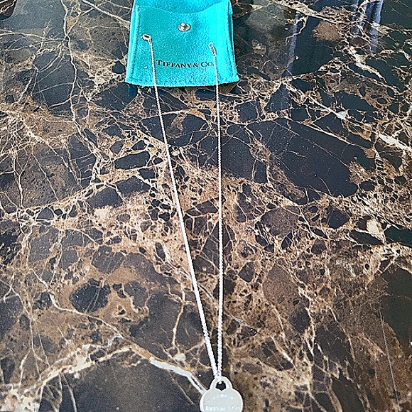 Authentic Return to Tiffany silver necklace with pendant 16 inches long - Picture 9 of 10